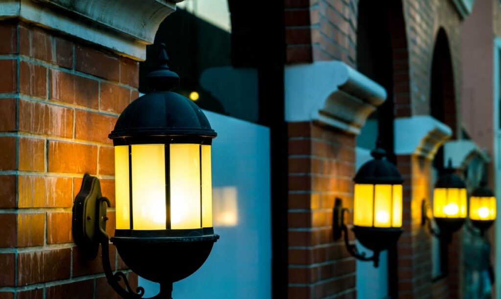 Ciemność po zmroku w Strzegomiu: problem z oświetleniem ulicznym